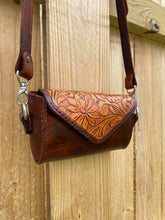 Load image into Gallery viewer, CUSTOM Leather Crossbody Purse